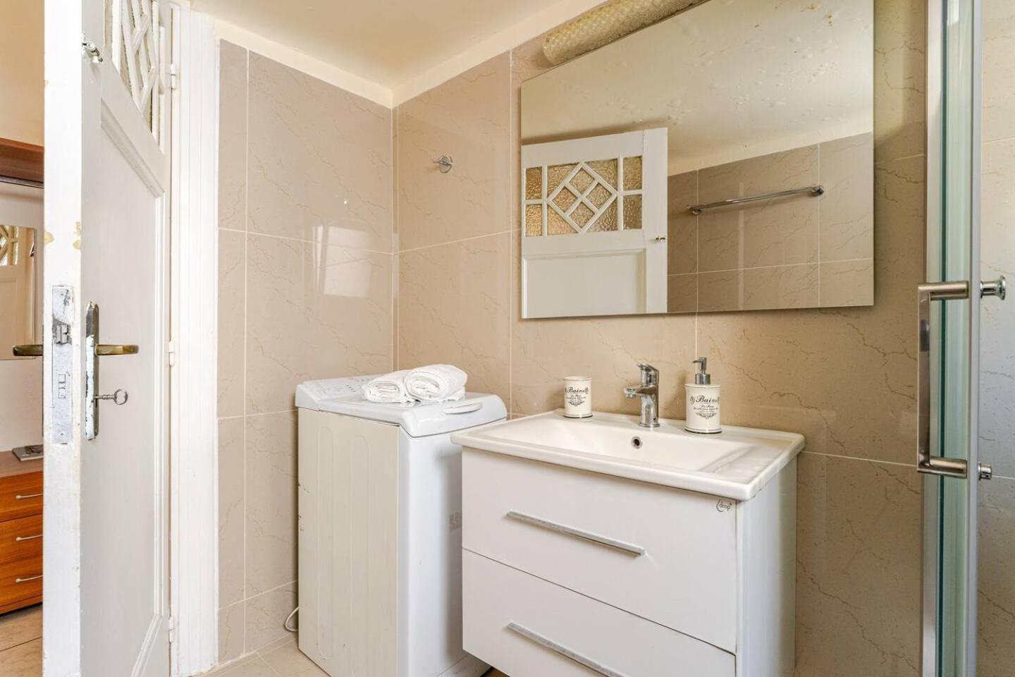 John'S Athenian Beauty 45M2 , Metro 7' Apartment Exterior foto